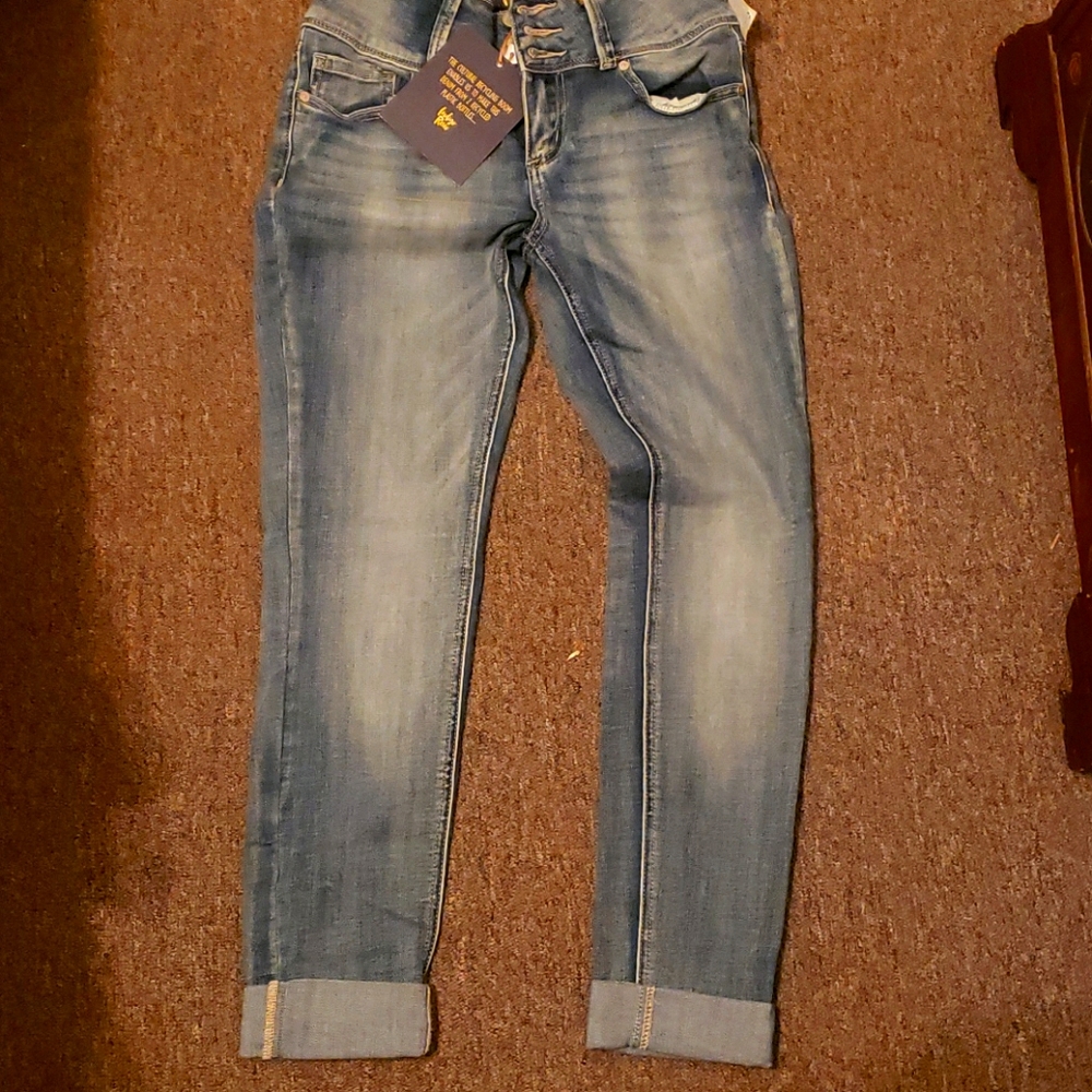 Jean's